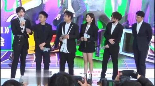 最新追星爆料,神秘恋情引发粉丝热议，真相即将揭晓